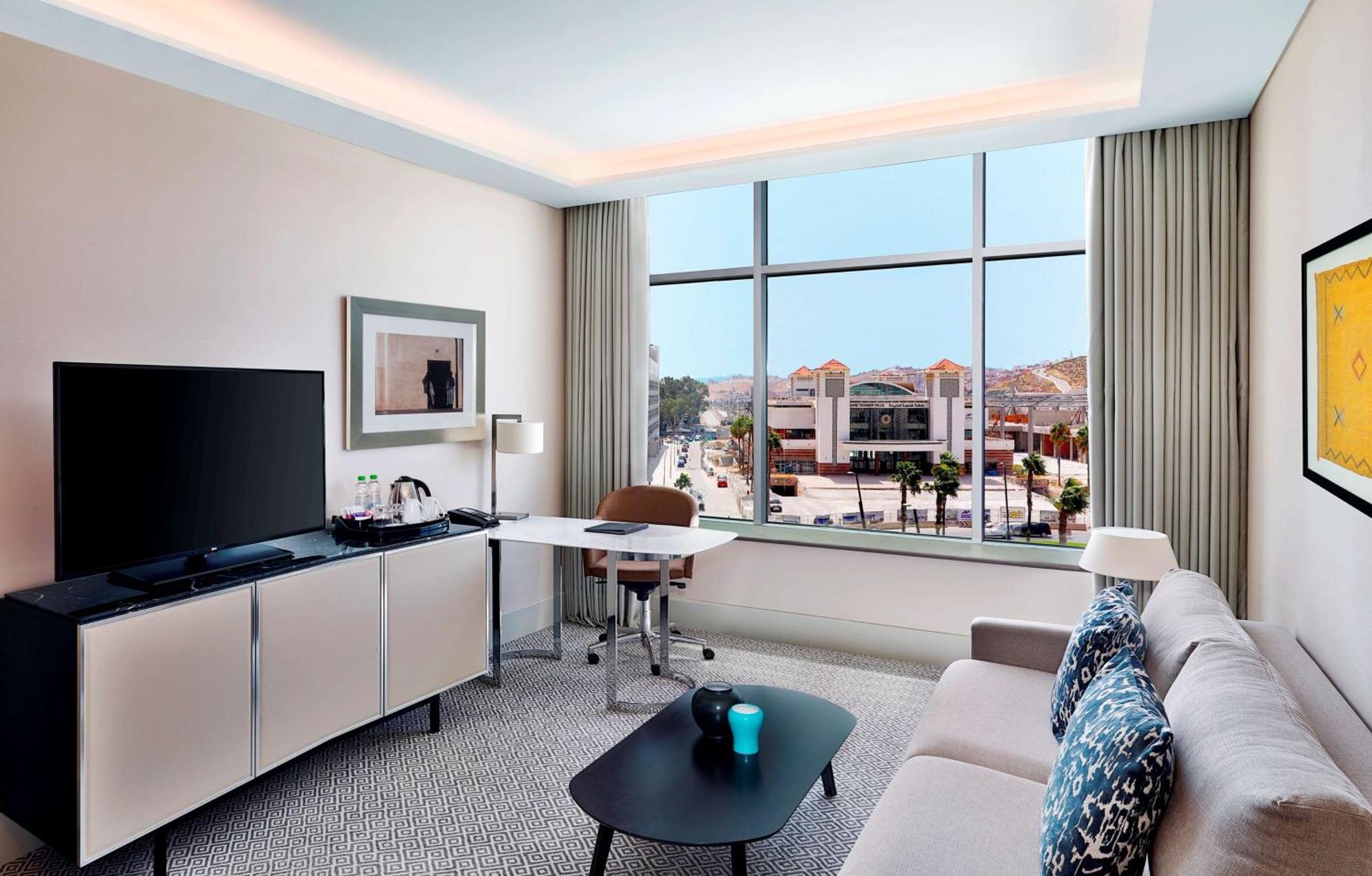 Hilton Tanger City Center Экстерьер фото Living room